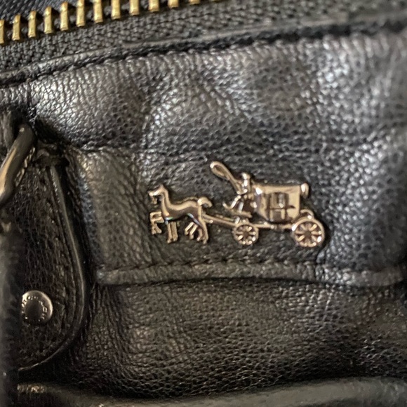 Coach Mini Rhyder - Picture 3 of 11